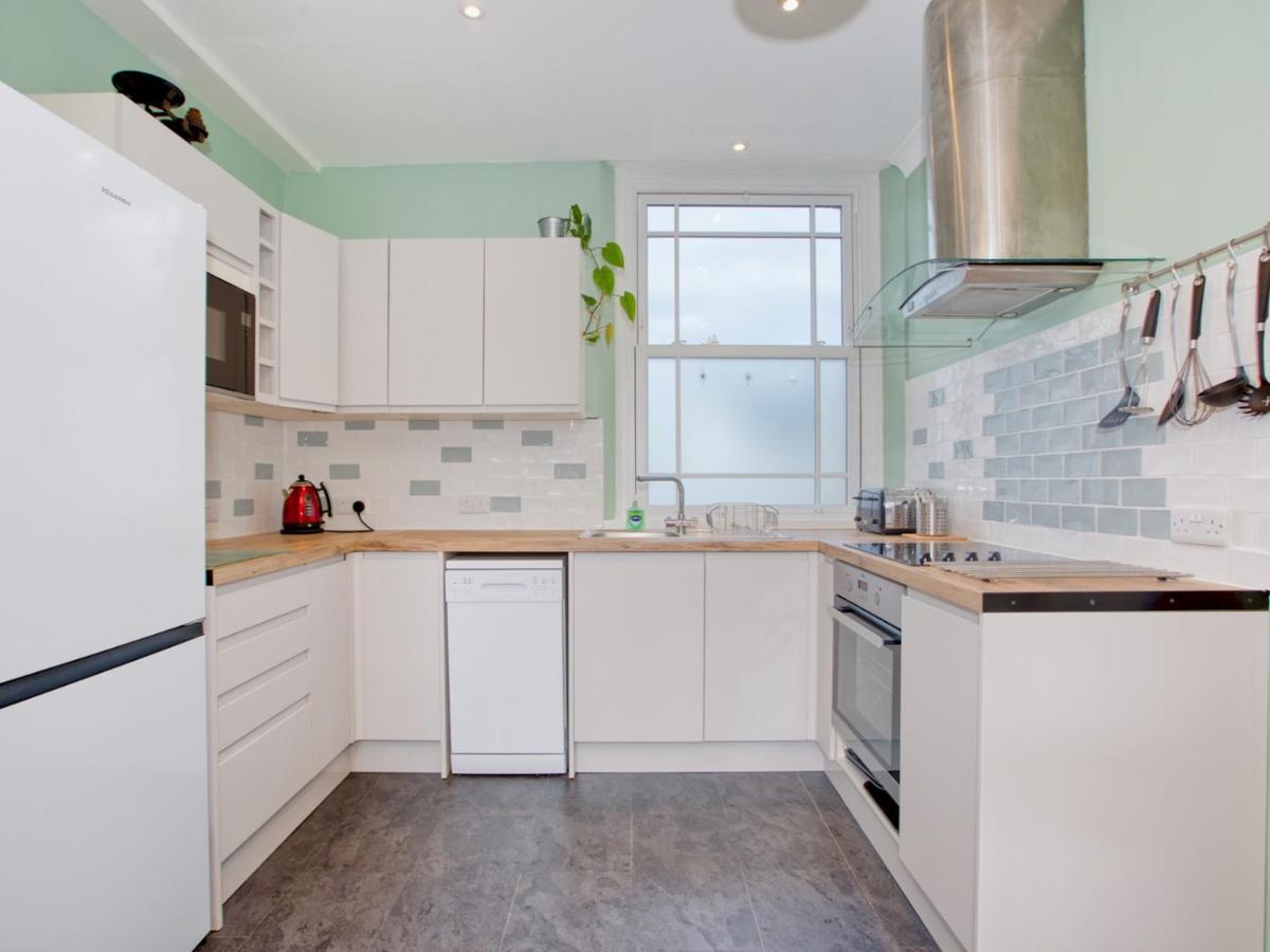 Pass The Keys Lovely 2-Bed Apartment Colyton Near Jurassic Coast Exterior foto