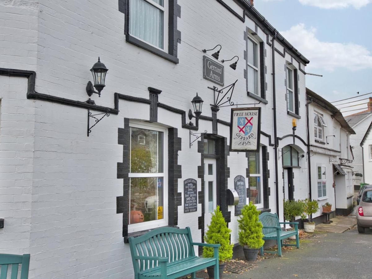 Pass The Keys Lovely 2-Bed Apartment Colyton Near Jurassic Coast Exterior foto